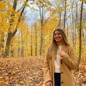 Meet your Posher, Saman